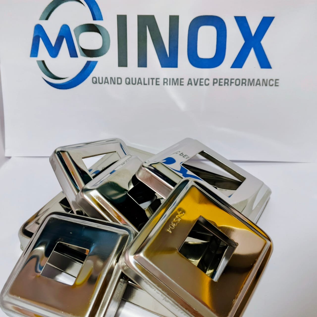 Charnière carrée 3 parties