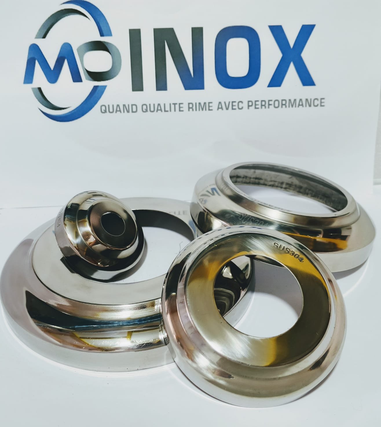 Rosaces décoratives rondes