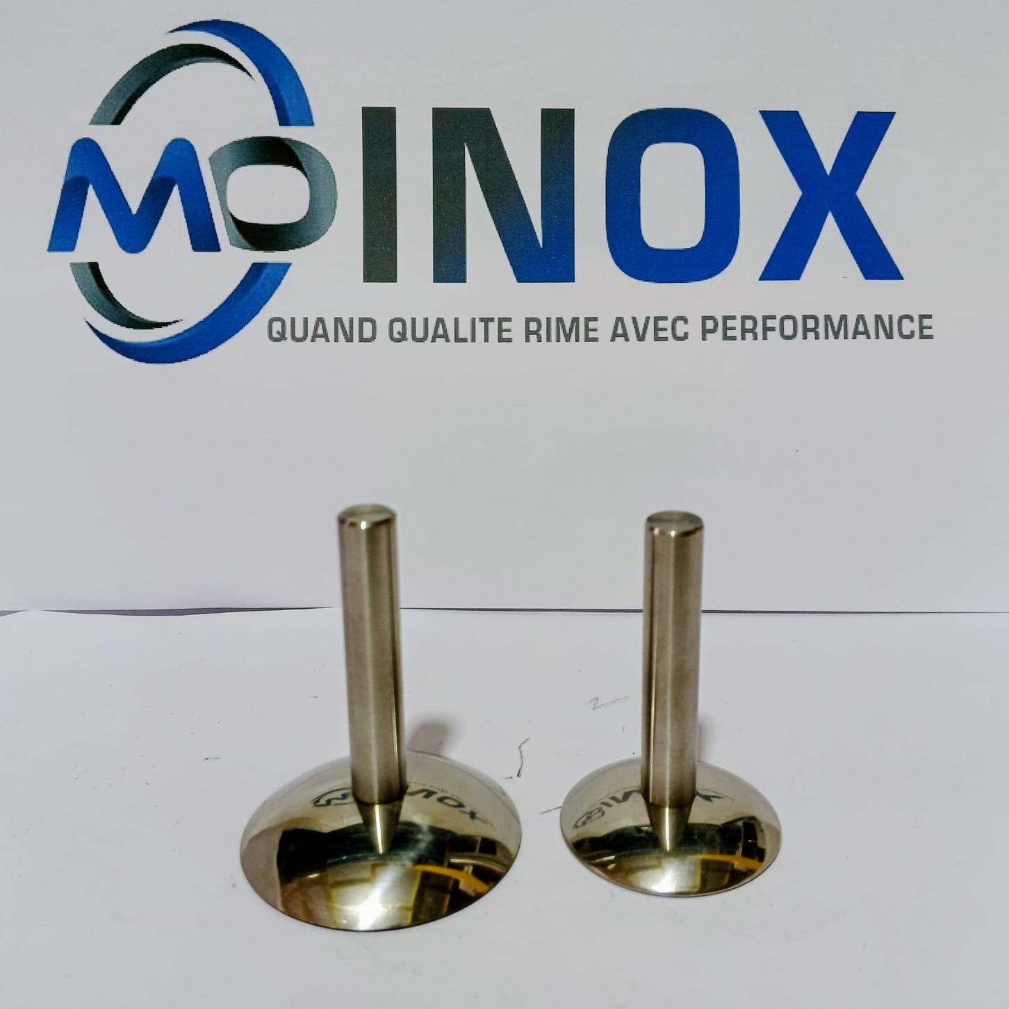 Pieds de fixation inox ronds