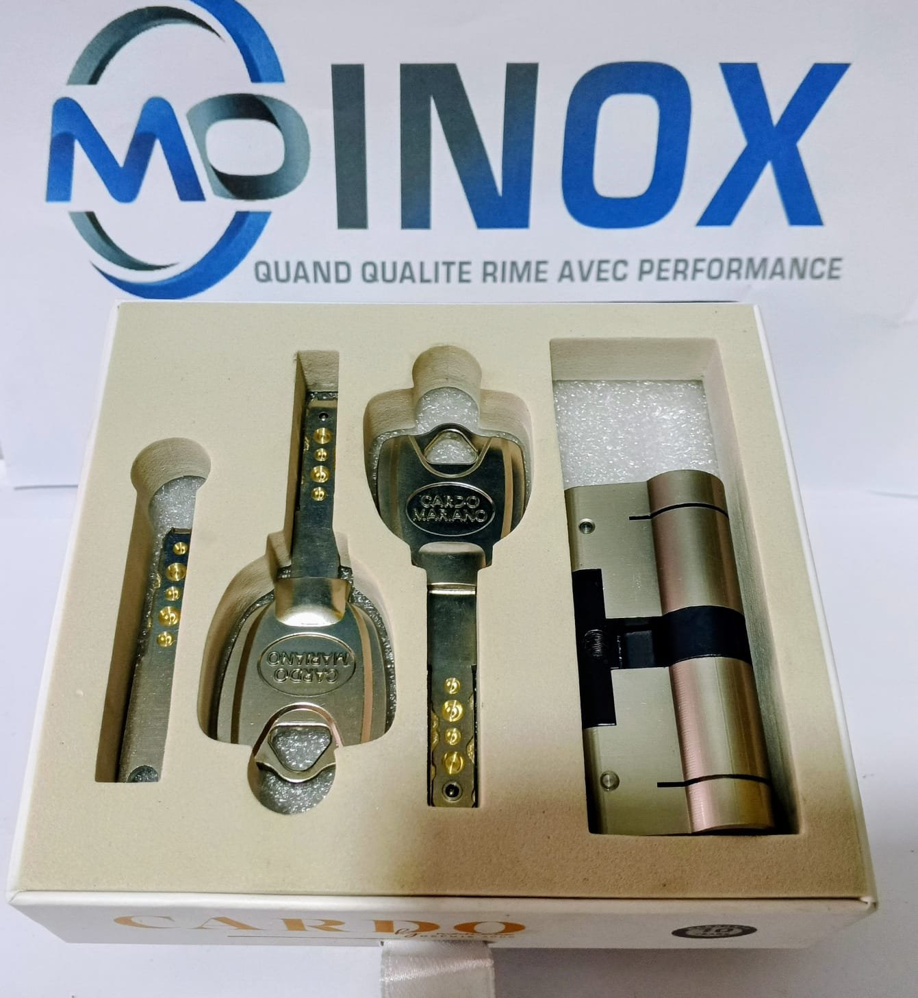 Kit de charnières et accessoires