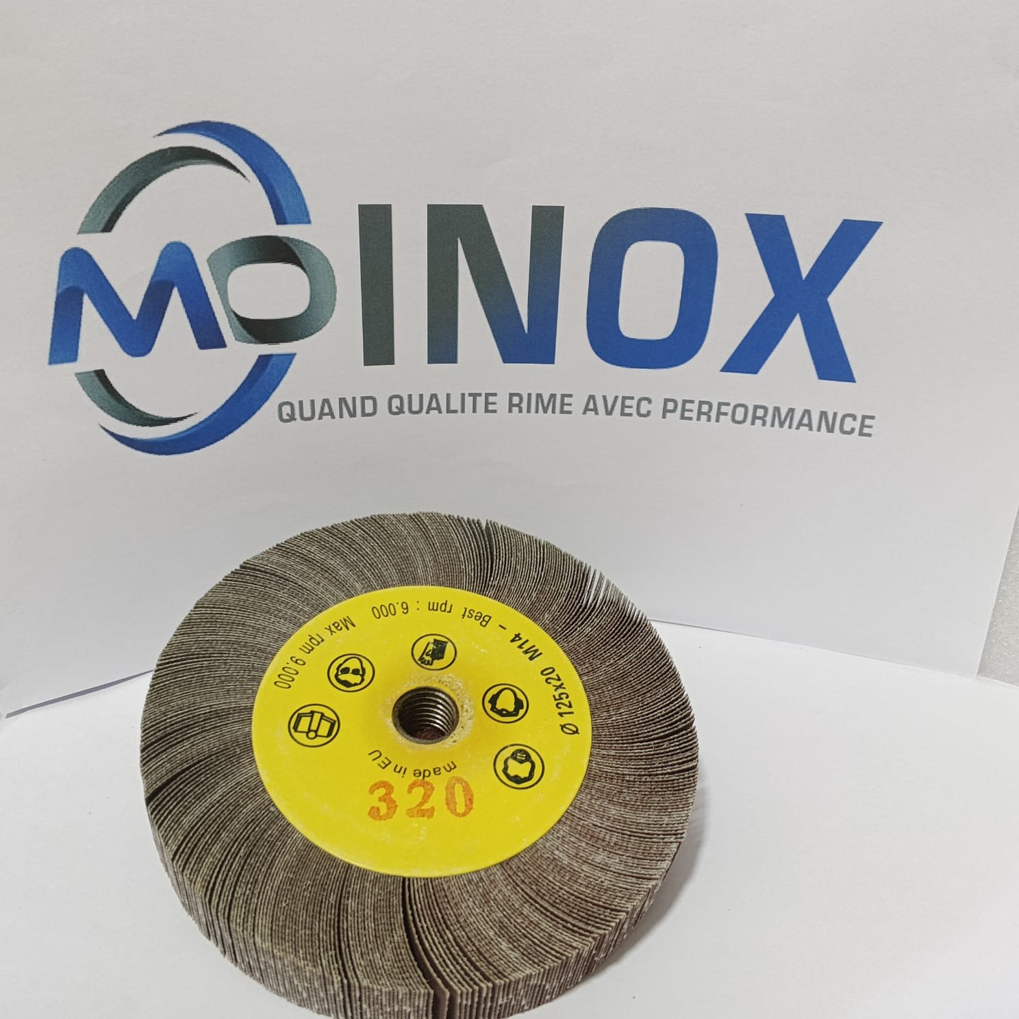 Disque abrasif circulaire jaune